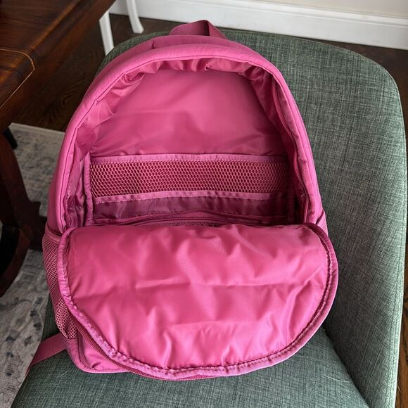 Victoria’s Secret Pink quilted rose my pink Backpack bag travel school NWOT! - Picture 12 of 16